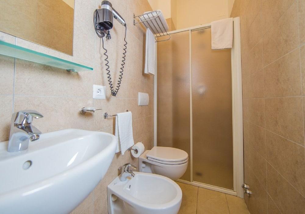 Mediterraneo Hotel & Suites Католика Екстериор снимка