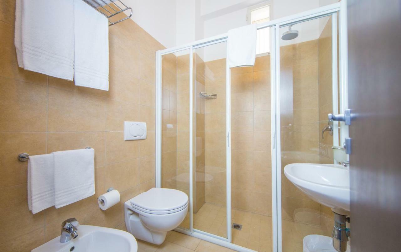 Mediterraneo Hotel & Suites Католика Екстериор снимка