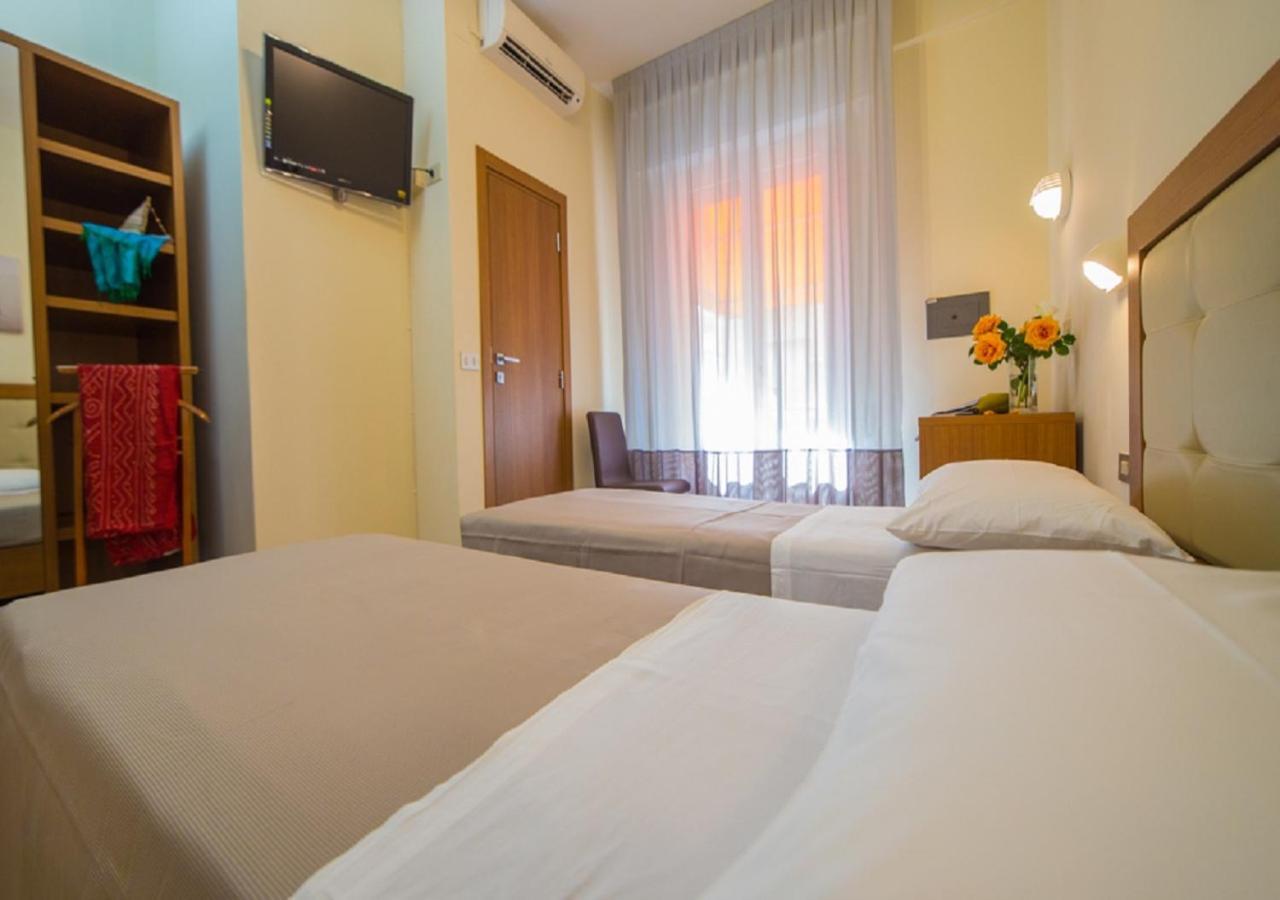 Mediterraneo Hotel & Suites Католика Екстериор снимка