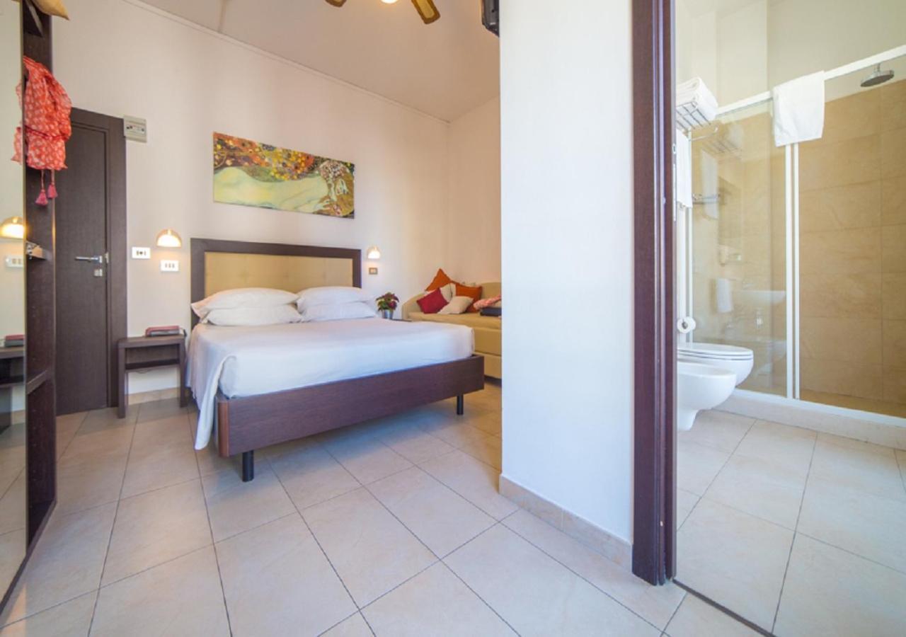 Mediterraneo Hotel & Suites Католика Екстериор снимка